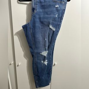 Old Navy Mid-Rise Rockstar Super Skinny Ankle Jeans